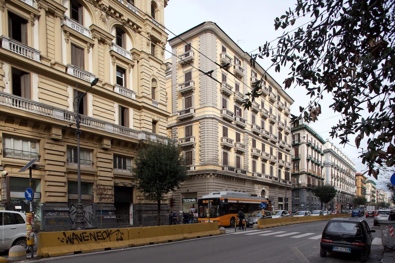 Duomo Residence เนเปิลส์ ภายนอก รูปภาพ